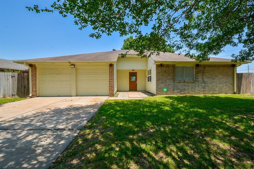 Foto principal - 15702 Timber Rock Dr
