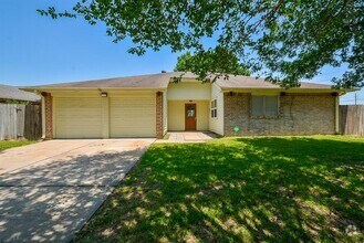 Building Photo - 15702 Timber Rock Dr