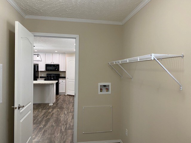 Building Photo - 1108 Peachtree Ct