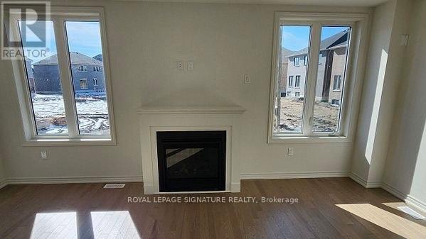 Building Photo - 46 Sandhill Cres