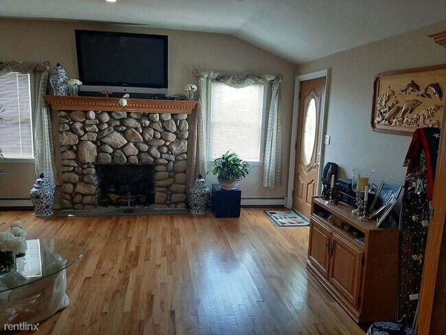 Foto del edificio - 3 br, 2 bath House - 41 Lyndale Ct