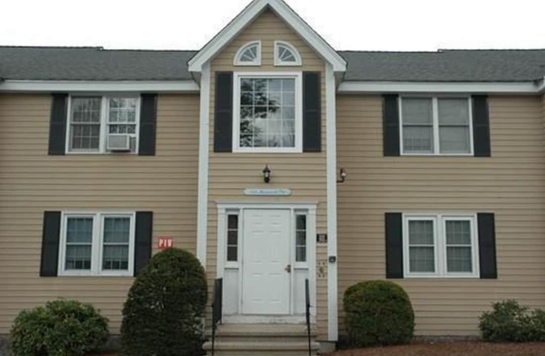 456 Mammoth Rd Unit 8, Dracut, MA 01826 Condo for Rent in Dracut, MA