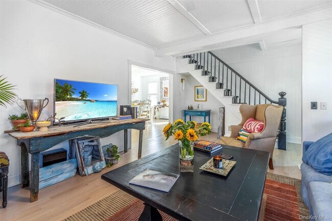 Building Photo - 312 5th Ave