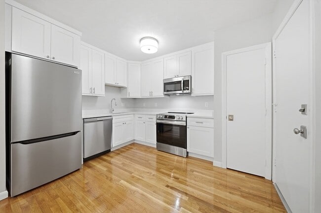 Photo - 11 Schubert St Apartment