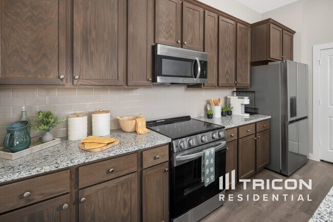 Building Photo - 3035 Whitetail Ln