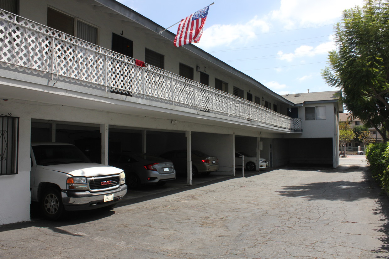 Foto del edificio - 7139 E Gage Ave