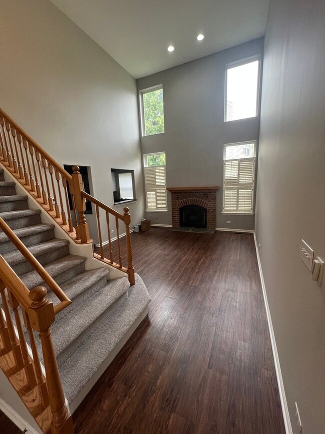 Foto del edificio - 1553 E Baronet Ln