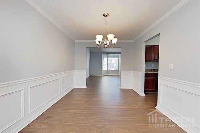 Building Photo - 2924 Chilhowee Dr