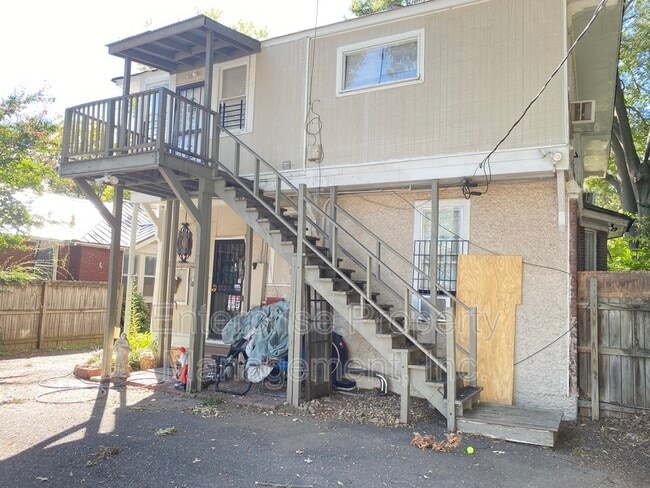 Foto del edificio - 276 Garland St