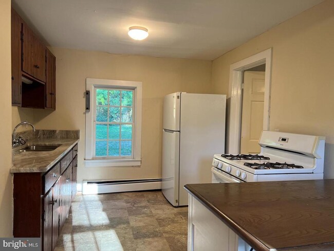 Foto del edificio - 3236 Ashby Glen Ln