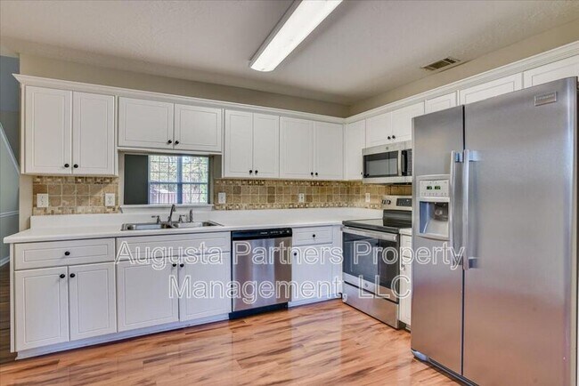 Foto del edificio - 4700 Dursey Dr