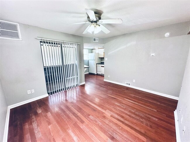 Building Photo - 2500 Burleson Rd