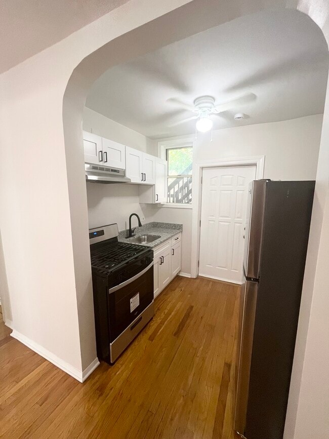 Foto del edificio - 950 N Kildare Ave