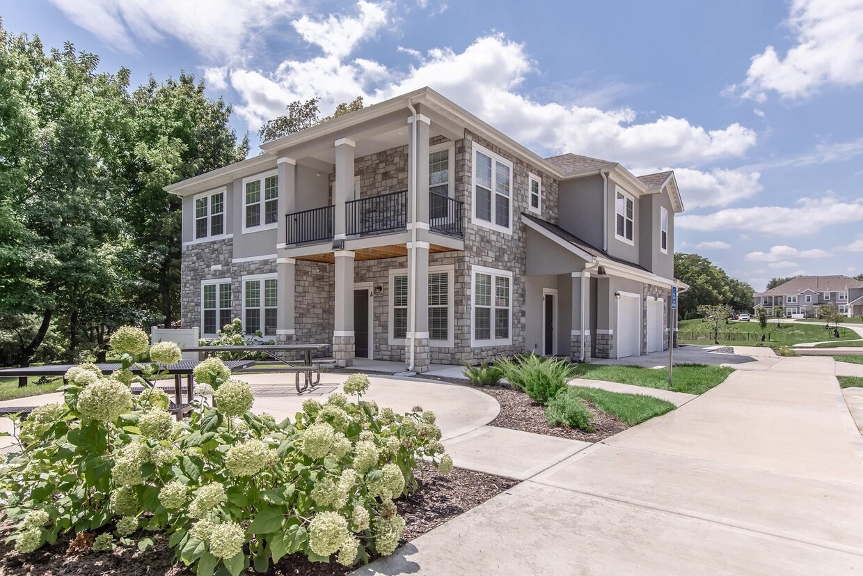 Primary Photo - Stonehaven Overland Park