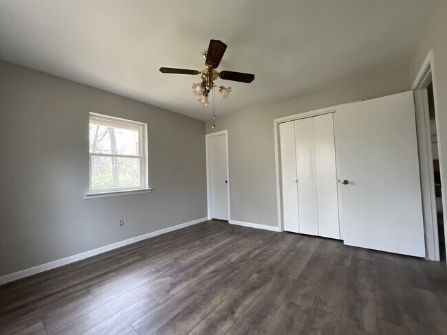 Foto del edificio - 680 Cherry Creek Ln