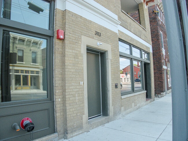 Building Photo - 3113 Warsaw Ave
