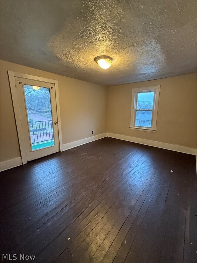 Foto del edificio - 805 Carpenter St