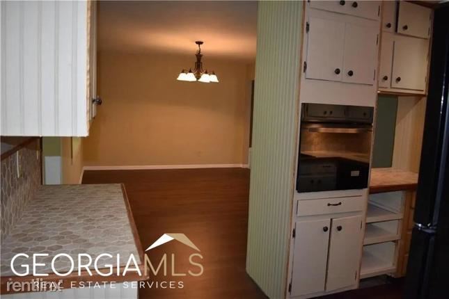 Building Photo - 4 br, 3 bath House - 3906 R Live Oak Drive