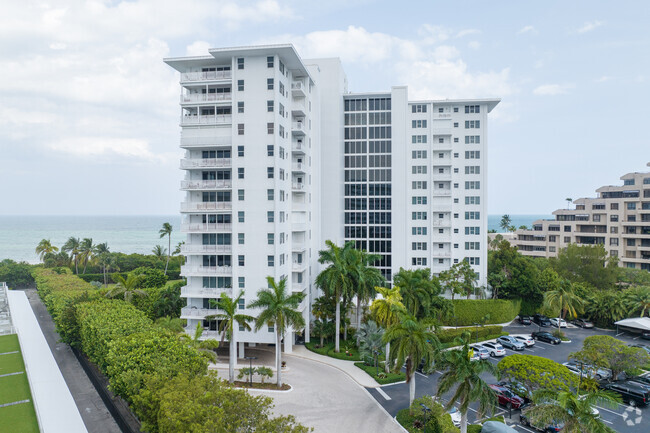 Building Photo - Island House Apartments