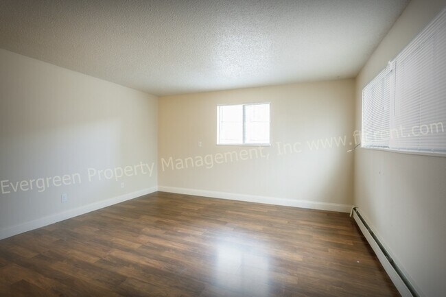 Building Photo - 3023 Denver St