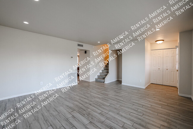 Building Photo - 5844 N 86th St