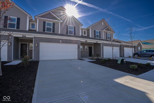 Building Photo - 6275 Wasco Dr