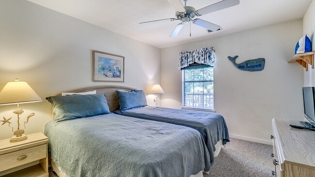 Building Photo - 549 Blue Stem Dr