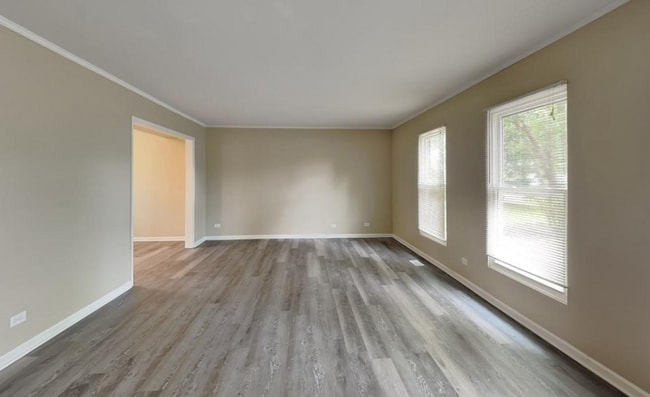 Building Photo - 16 Timberlane Dr