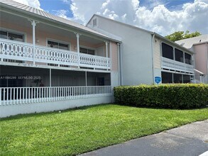 Building Photo - 10421 Mahogany Key Cir