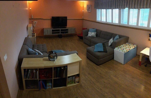 Foto del edificio - 4406 Sycamore Ln