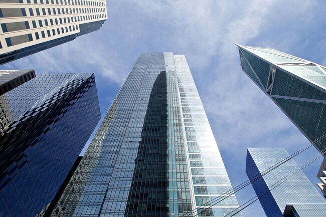 Foto del edificio - Millennium Stunner! 2BR/2BA 1,245sqft! Pet...