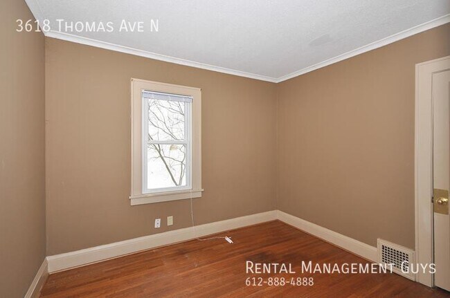 Foto del edificio - 3618 N Thomas Ave