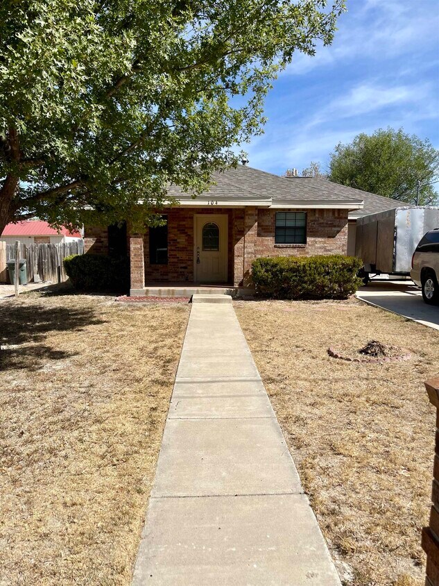 104 Mercedez Dr, Del Rio, TX 78840 House Rental in Del Rio, TX