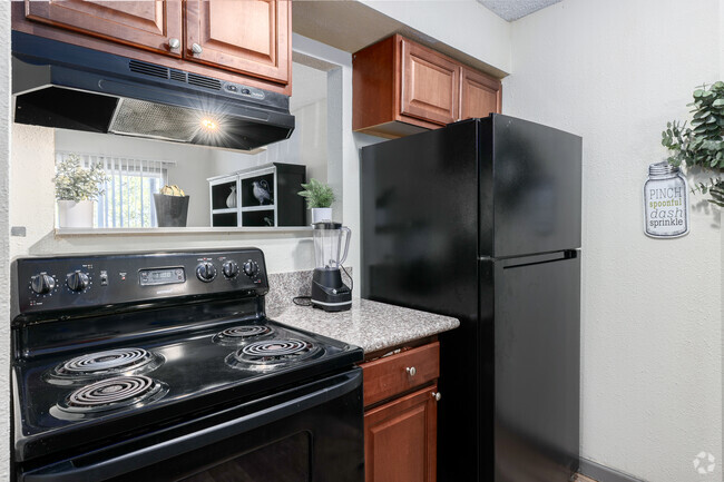 2BR, 1BA - 970SF - Kitchen - Red Bud Landing