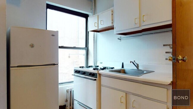 Foto del edificio - 328 E 14th St