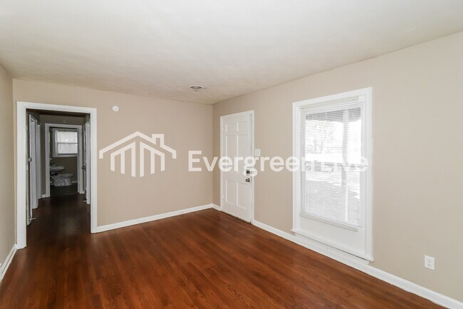 Building Photo - 4741 Scottsdale Ave