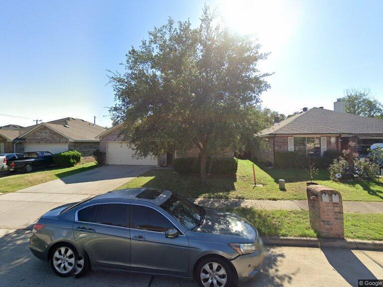 Primary Photo - 2410 Arbor Ct