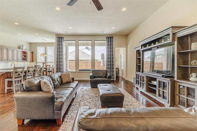Building Photo - 1103 Somerset Cir