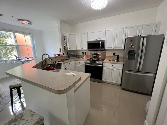Building Photo - 4400 SW 160th Ave