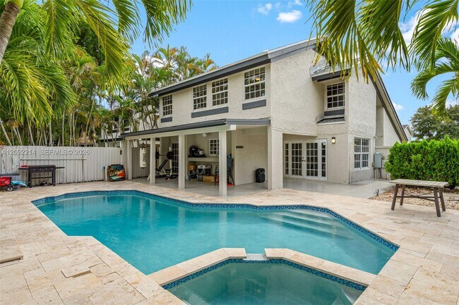 Foto del edificio - 8351 SW 39th Ct