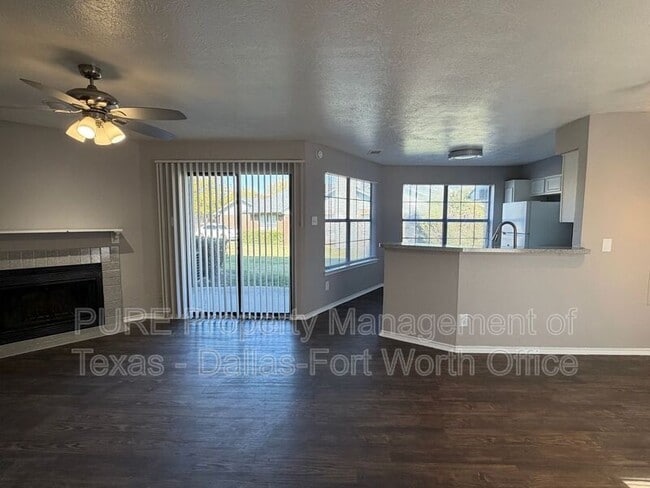 Building Photo - 806/104 Castleglen Drive