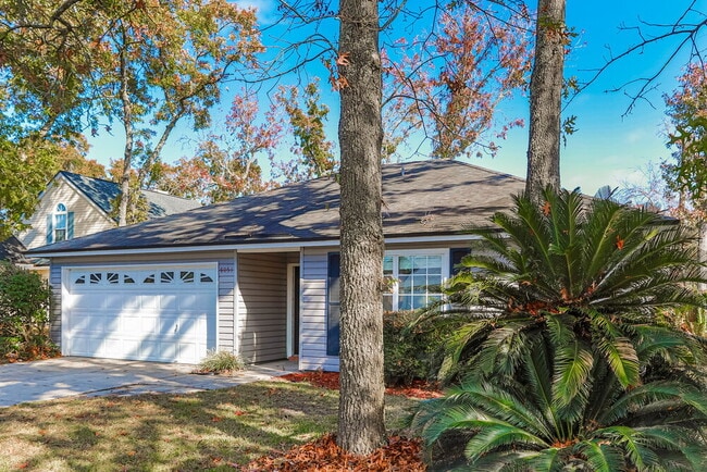 Building Photo - 8051 Mactavish Way W