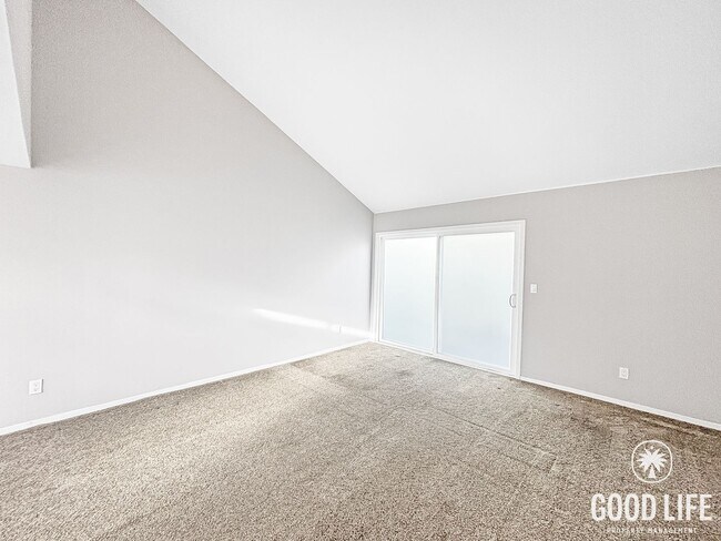 Building Photo - Beautiful 2BD/2BA House in Bonita W/ A/C, W/D, Backyard Patio, 2-Car Garage, & Community Pool/Spa!