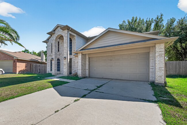 Building Photo - 14762 Country Rose Ln