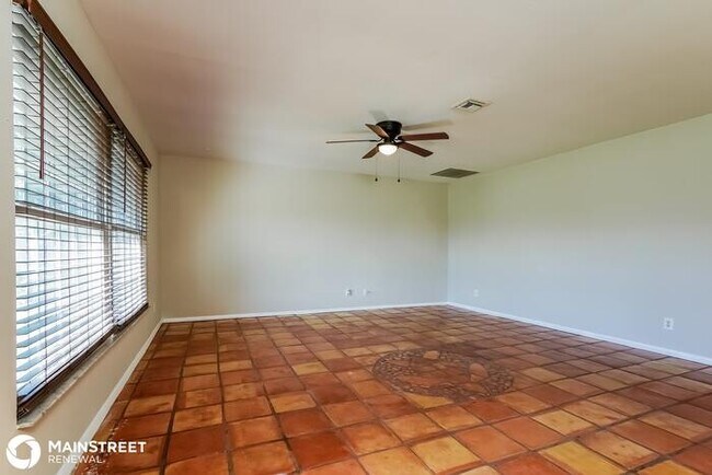 Building Photo - 9073 KING RD W, FORT MYERS, FL 33967