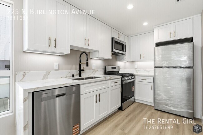 Foto del edificio - 225 N Burlington Ave