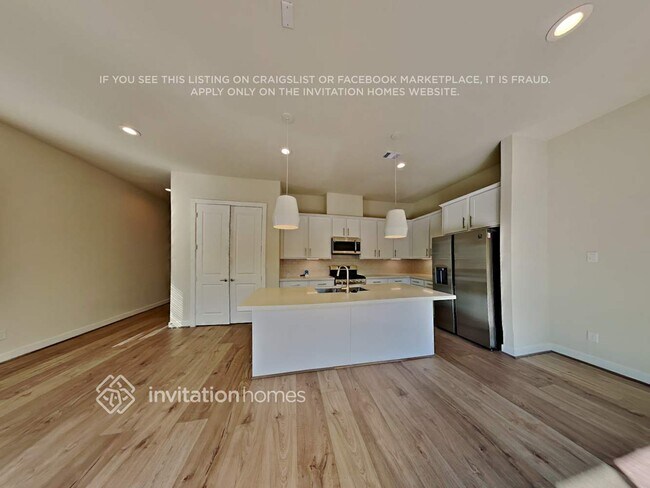 Foto del edificio - 10446 Executive Lake Dr