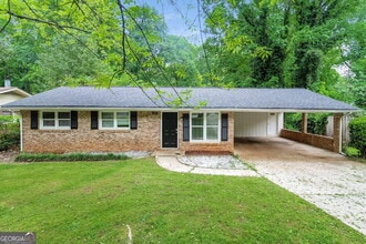 Building Photo - 7006 Knollwood Dr