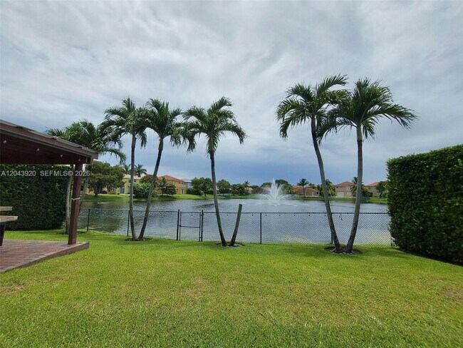 Foto del edificio - 5350 SW 130th Terrace