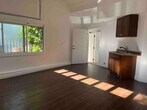 Primary Photo - 1110 S Crest Dr
